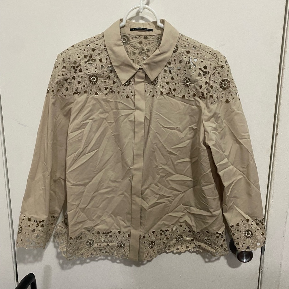 Elie Tahari Beige Eyelet Lace Collared Button-Front Blouse